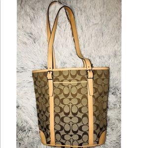 Coach Signature Tote